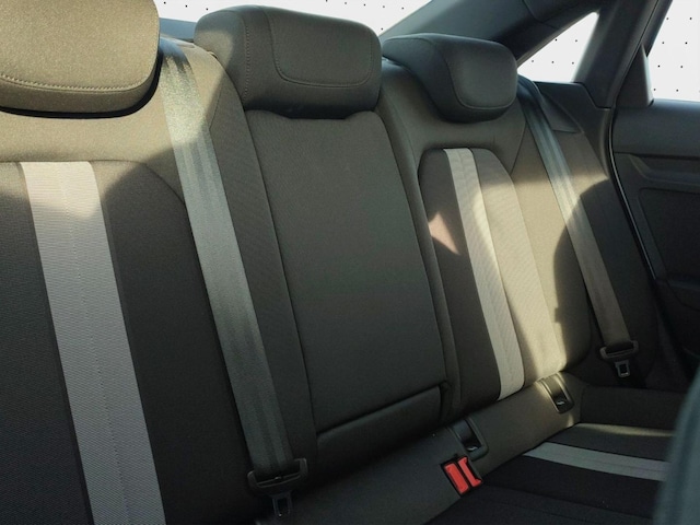 Audi A3 30 TFSI S-Tronic Sedan