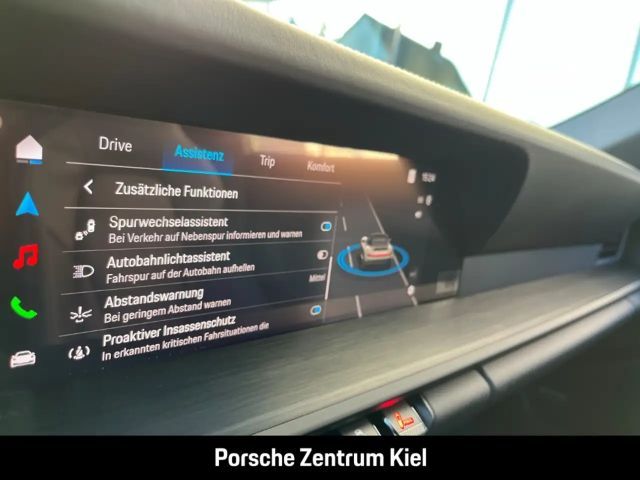 Porsche 992 4 Coupé GTS Targa