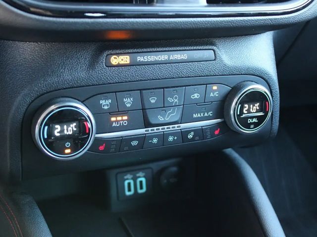 Ford Focus EcoBoost ST Line