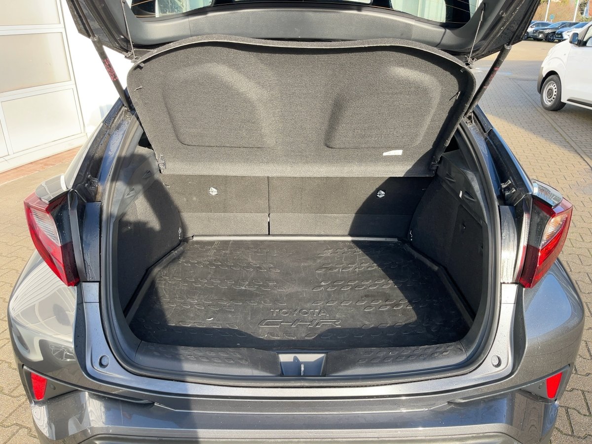 Toyota C-HR 5-deurs Bi-Tone Team D