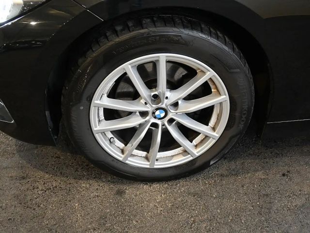 BMW 320 320d Touring xDrive