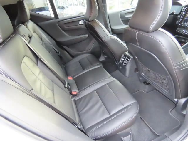 Volvo XC40 Dark Plus Recharge T4