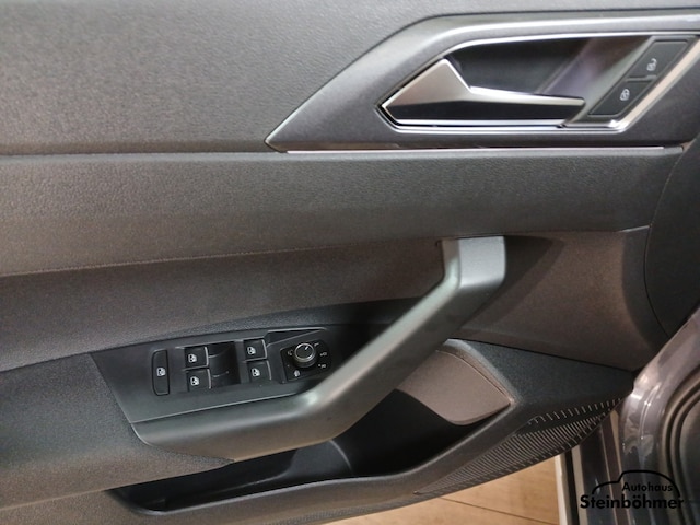 Volkswagen Taigo 1.0 TSI DSG Style