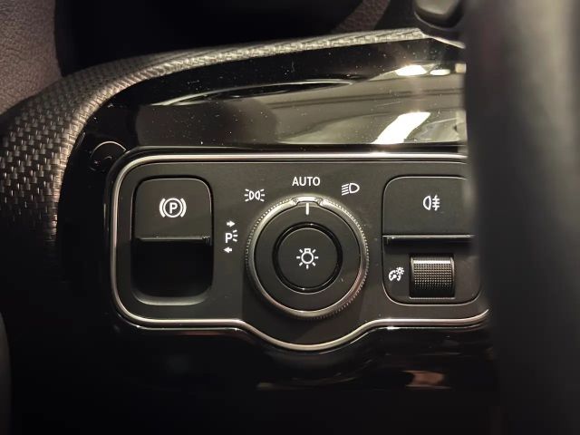 Mercedes-Benz CLA 200 CLA 200 d