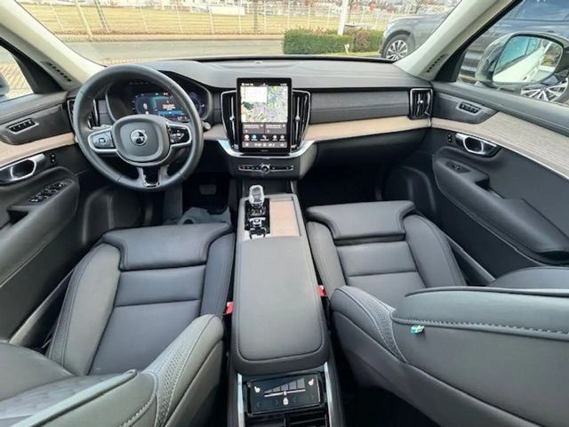 Volvo XC90 AWD Dark Plus T8