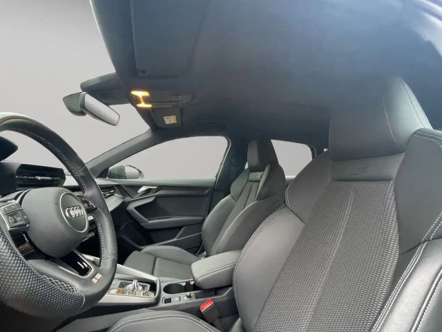 Audi A3 30 TFSI Sedan