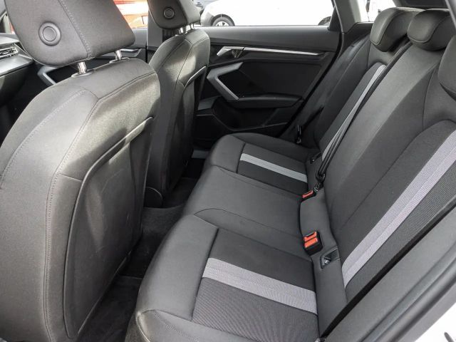 Audi A3 30 TFSI Sedan Sportback
