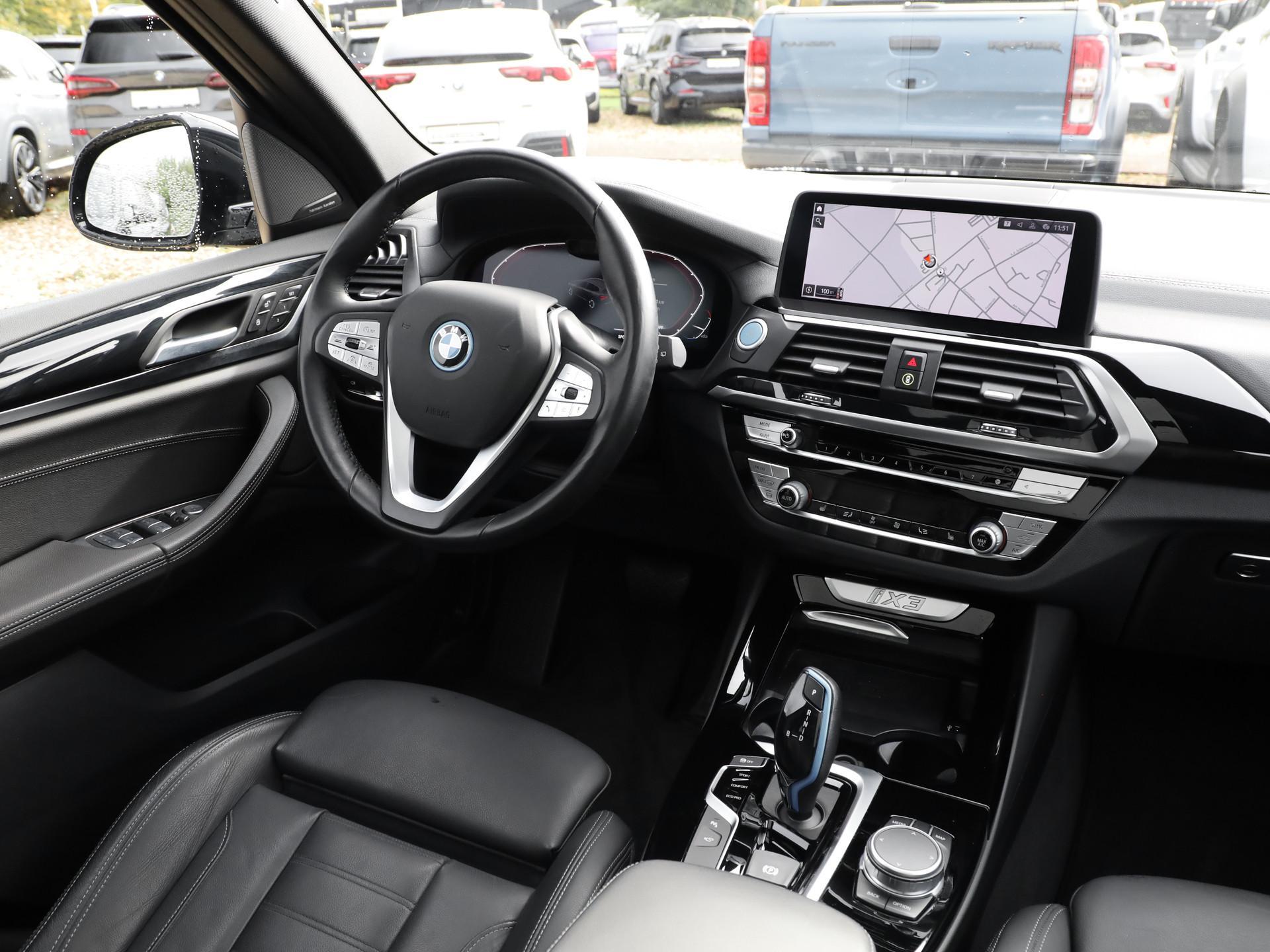 BMW iX3 iX3