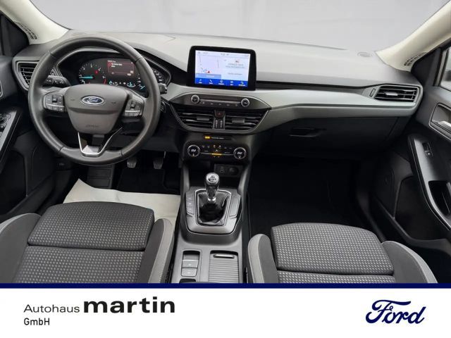 Ford Focus Cool & Connect