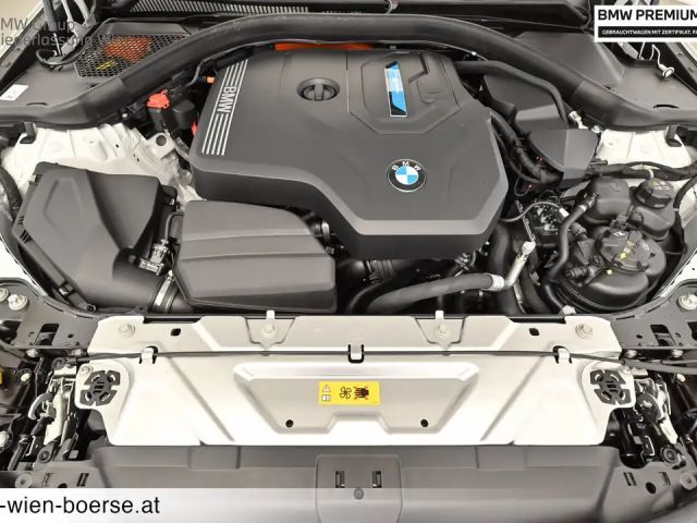 BMW 330 330e xDrive