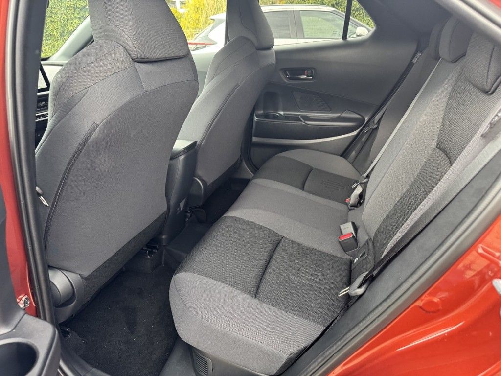 Toyota C-HR 5-deurs Technik