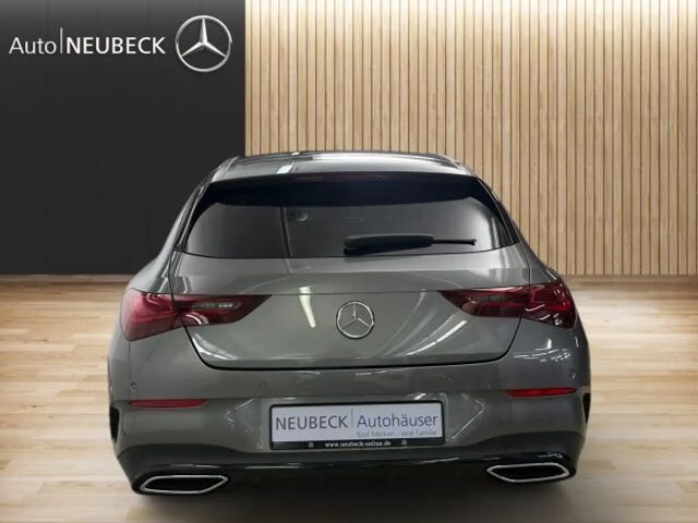 Mercedes-Benz CLA 200 Shooting Brake
