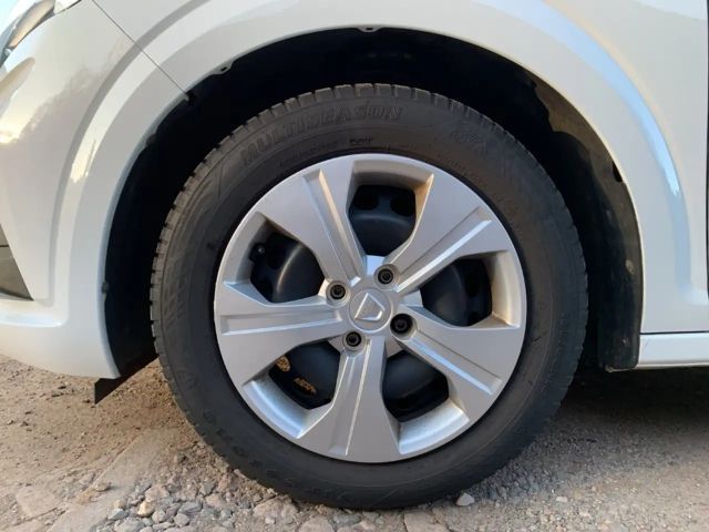 Dacia Sandero Essential