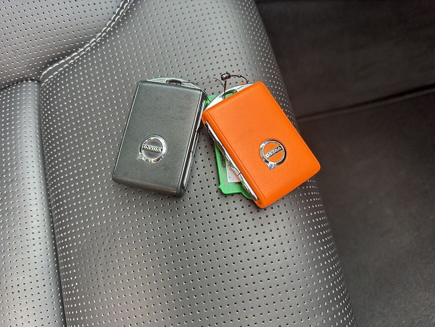 Volvo XC60 Dark Plus