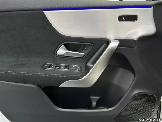 Mercedes-Benz A 180 A 180 d AMG Line