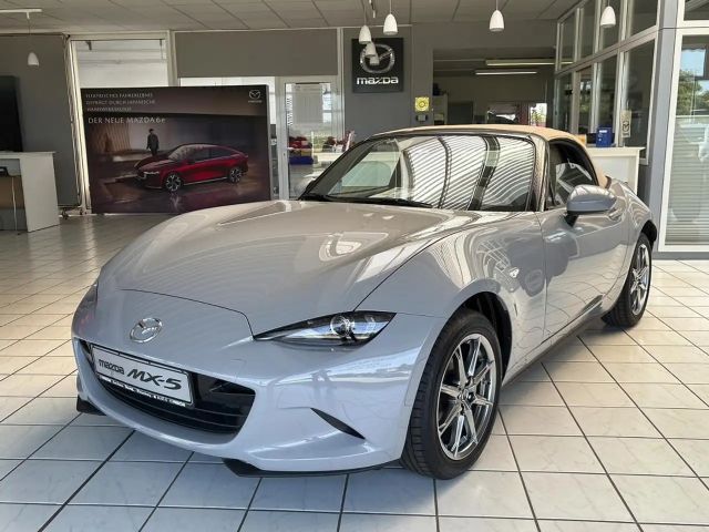 Mazda MX-5 SkyActiv
