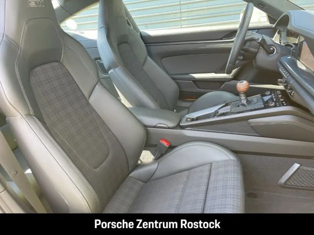 Porsche 992 Carrera Coupé Turbo