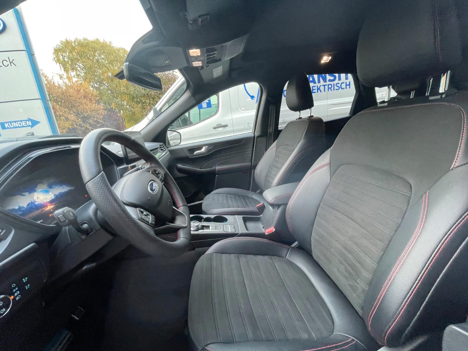 Ford Kuga Plug in Hybrid ST Line X