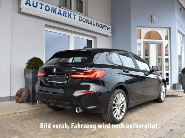 BMW 118 118d Advantage pakket Sedan