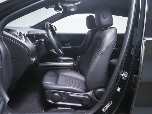 Mercedes-Benz EQA 300 4MATIC Advanced