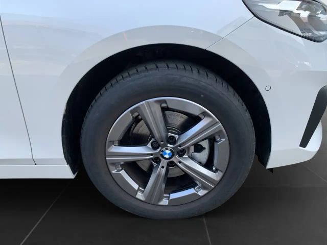 BMW 220 220i Active Tourer