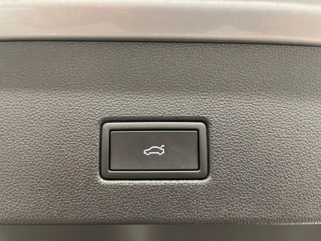 Volkswagen T-Roc IQ.Drive Pro R-Line Style