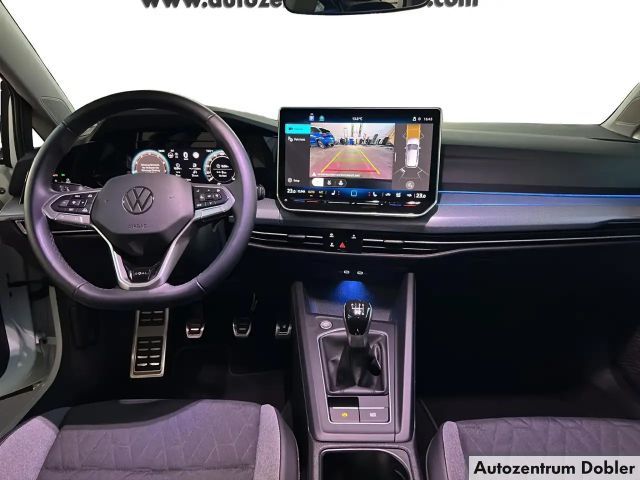 Volkswagen Golf 1.5 TSI Golf VIII IQ.Drive