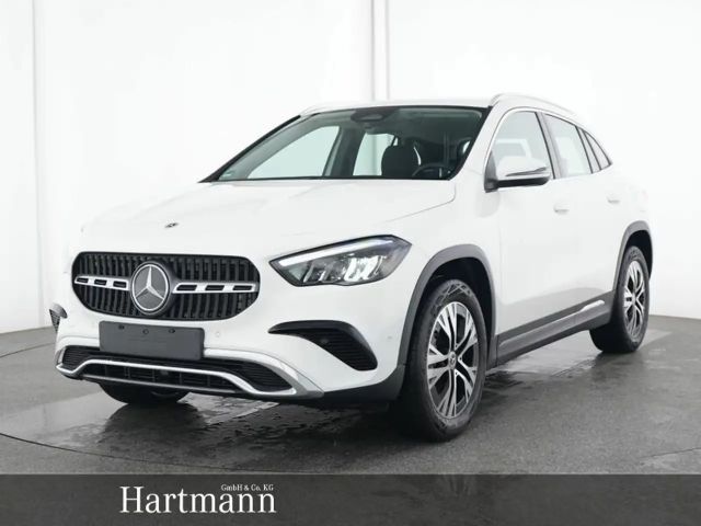 Mercedes-Benz GLA 180 Progressive