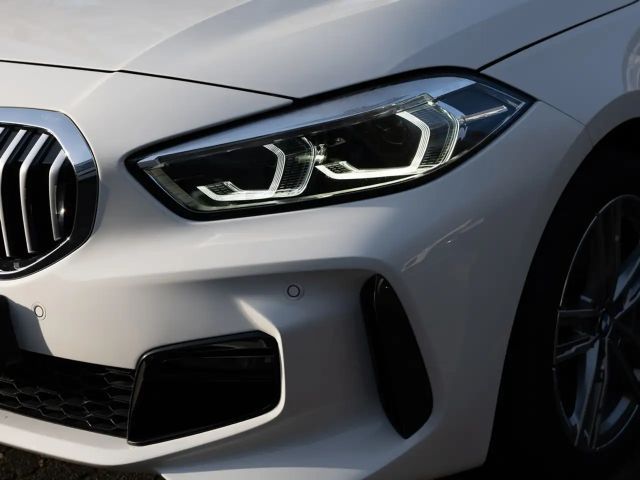 BMW 116 116i M-Sport Sedan