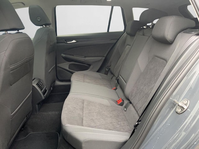 Volkswagen Golf DSG Style Variant