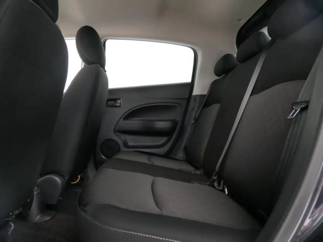 Mitsubishi Space Star Star