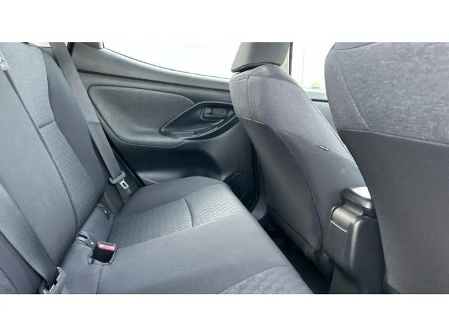 Toyota Yaris Hybride Team D