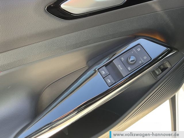 Volkswagen ID.5 ID.5 GTX Navi AHK Pano Area View DCC HUD 21LM WP