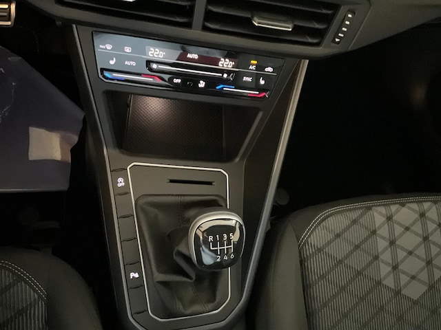 Volkswagen Taigo Taigo 1.0    RLineBT081 TSIM6F