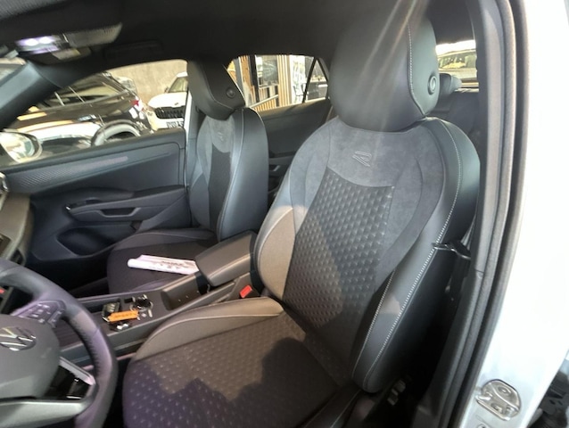 Volkswagen T-Roc 1.5 eTSI DSG IQ.Drive