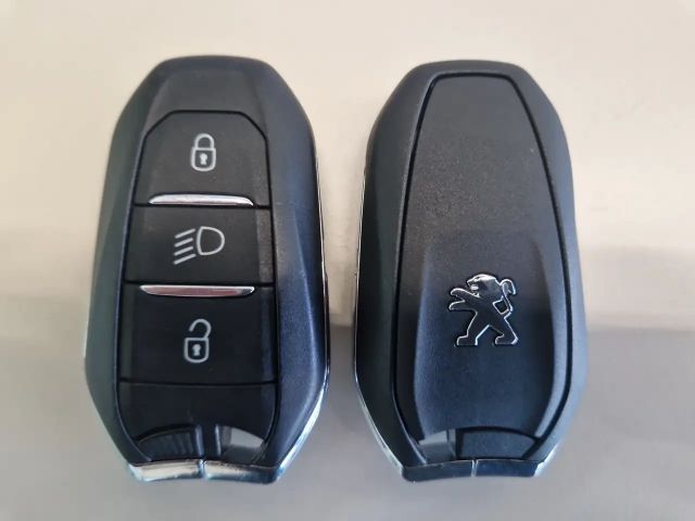 Peugeot E-2008 Allure Pack