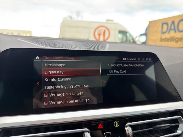 BMW 330 330e M-Sport Touring xDrive