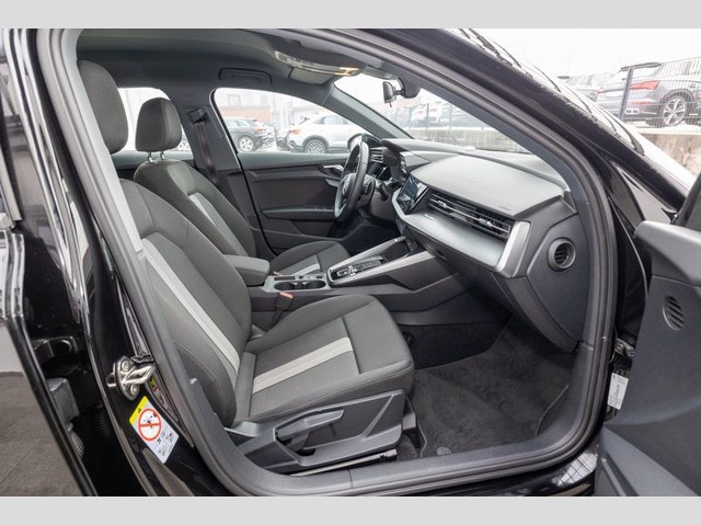 Audi A3 30 TFSI S-Tronic Sportback