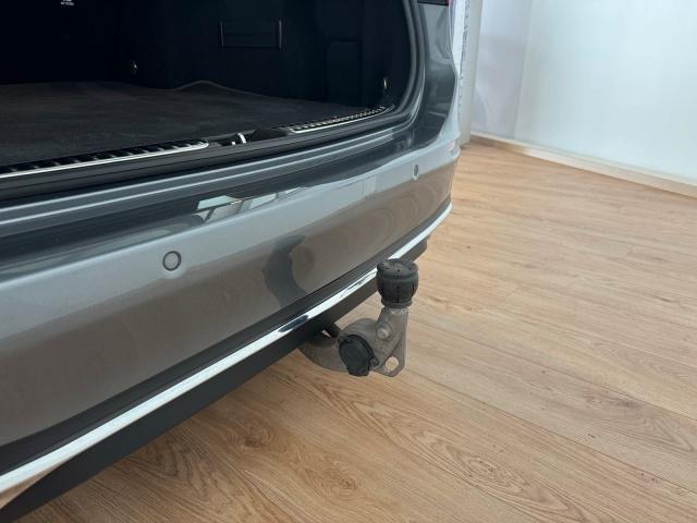 Mercedes-Benz C 220 AVANTGARDE C 220 d Estate