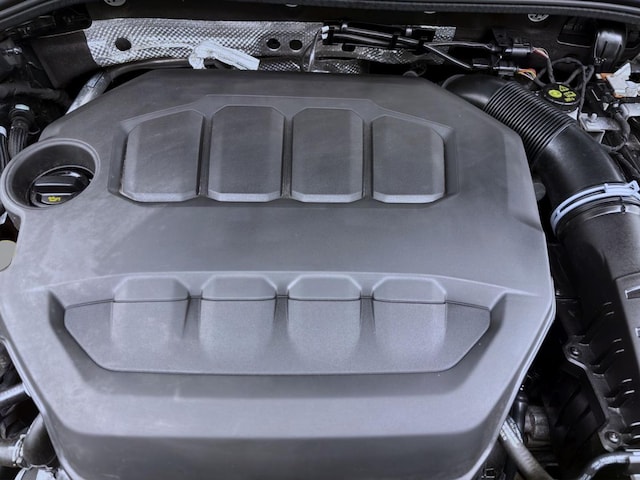 Volkswagen Golf 2.0 TSI DSG Style