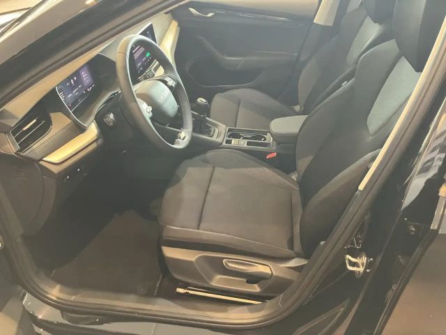 Skoda Octavia Essence TSI