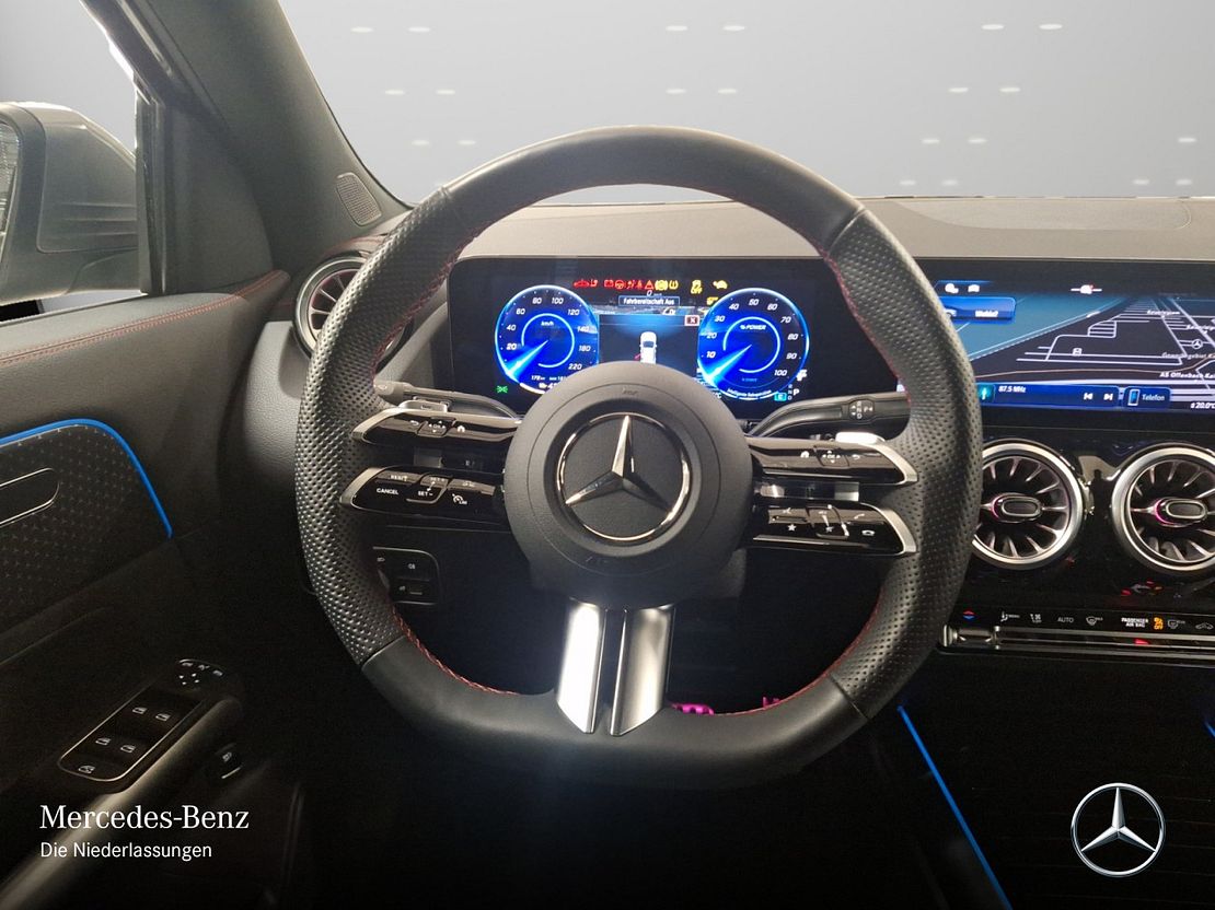 Mercedes-Benz EQA 300 4MATIC