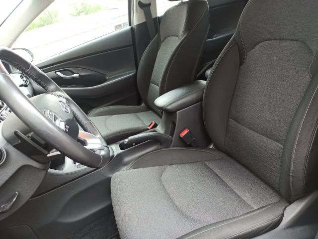 Hyundai i30 Hybrid Trend