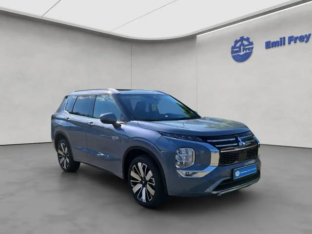 Mitsubishi Outlander 4WD PHEV