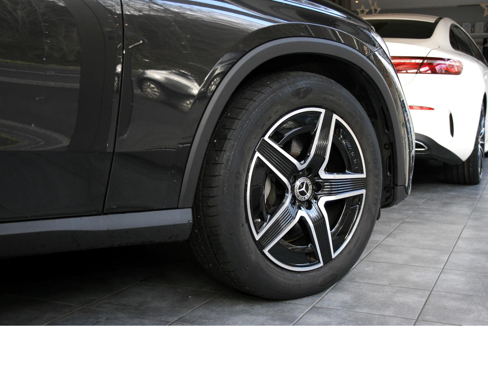 Mercedes-Benz GLC 220 4MATIC AMG Line GLC 220 d