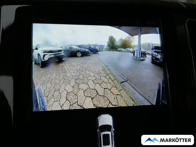 Volvo XC60 AWD Dark Plus