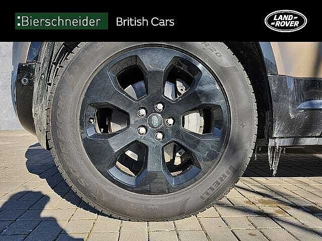 Land Rover Defender 110 Dynamic HSE