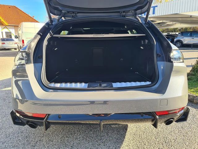 Peugeot 508 EAT8 Hybrid4 SW