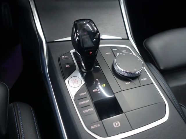 BMW 318 318d M-Sport