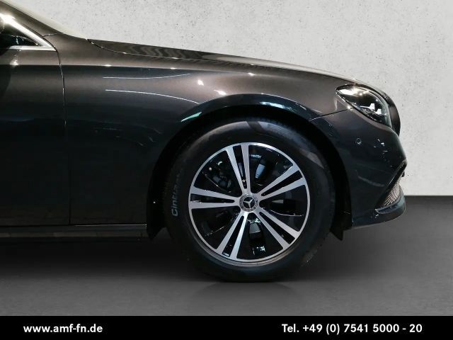 Mercedes-Benz E 220 AVANTGARDE E 220 d Estate